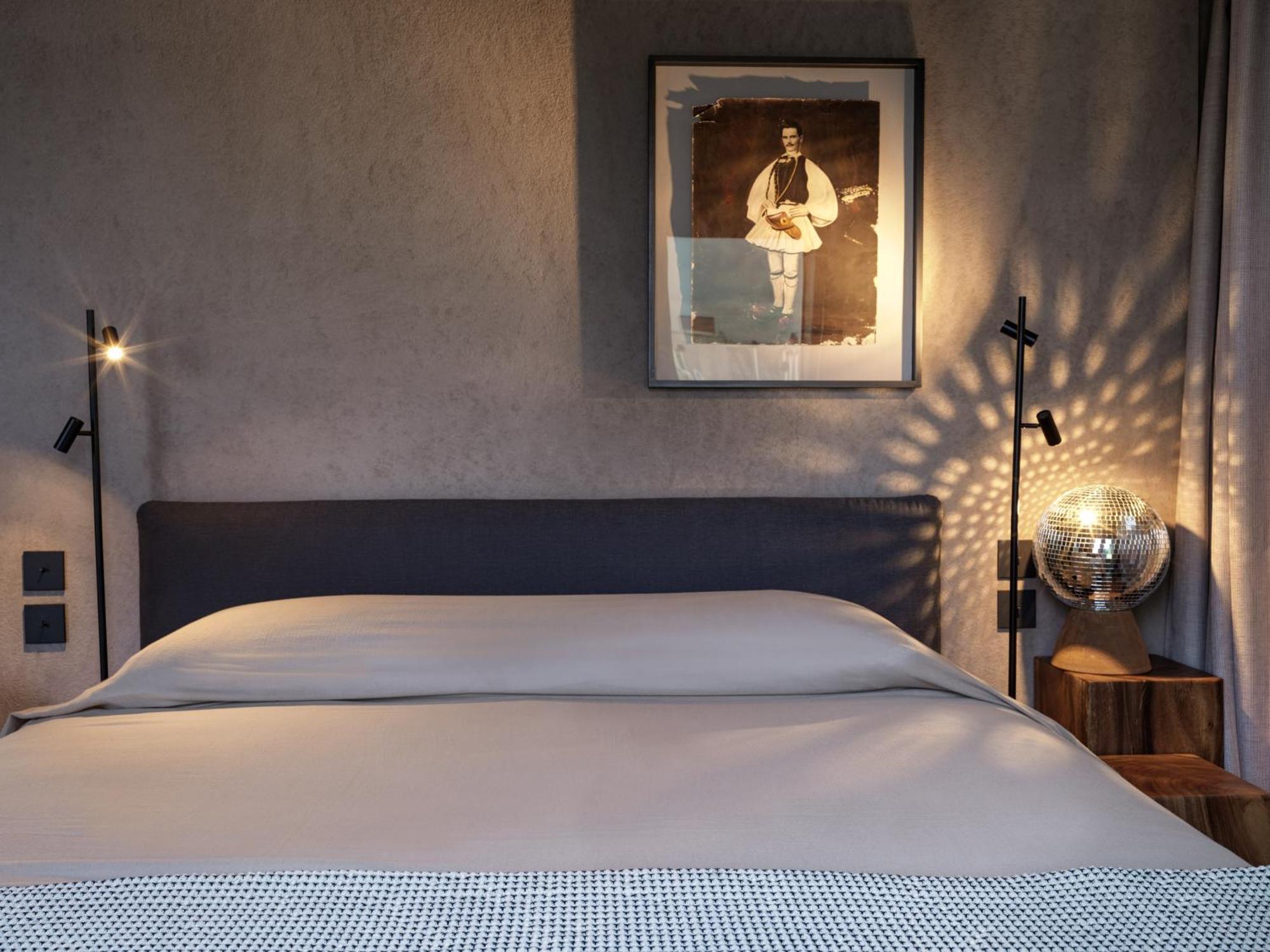Hotel Monastik Living In Athina Athen Exterior foto